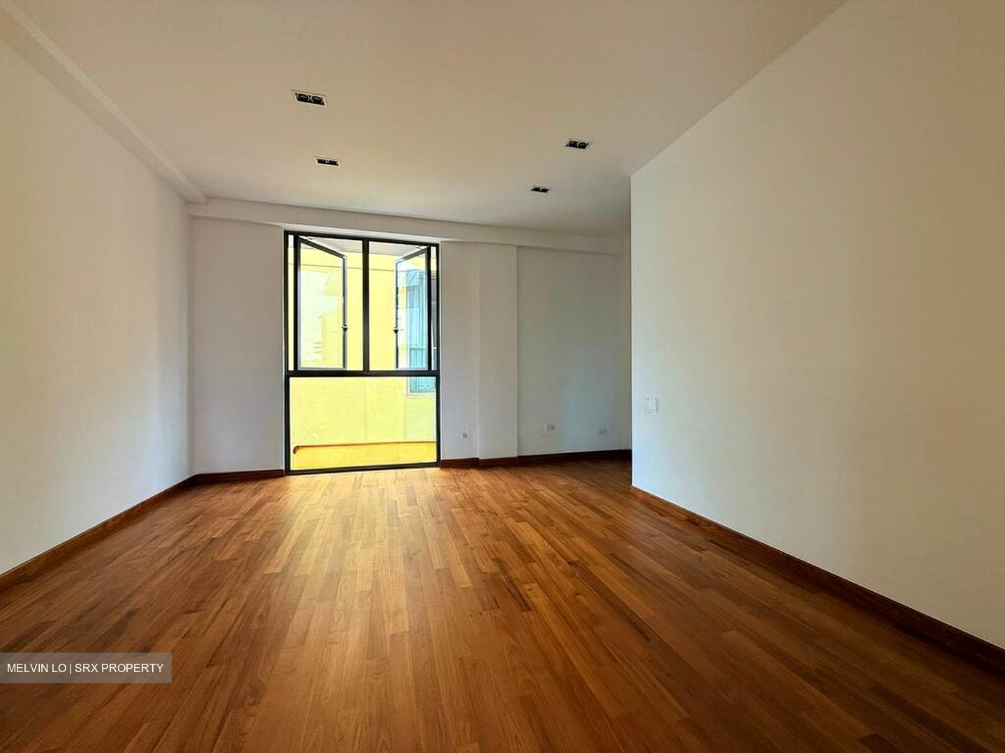 East Coast Drive (D15), Terrace #515463021